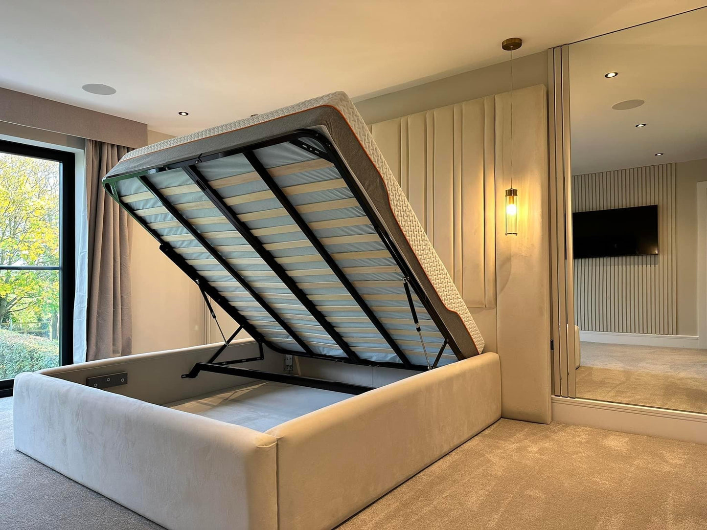 Memphis Luxury Panel bed | Bed Frame
